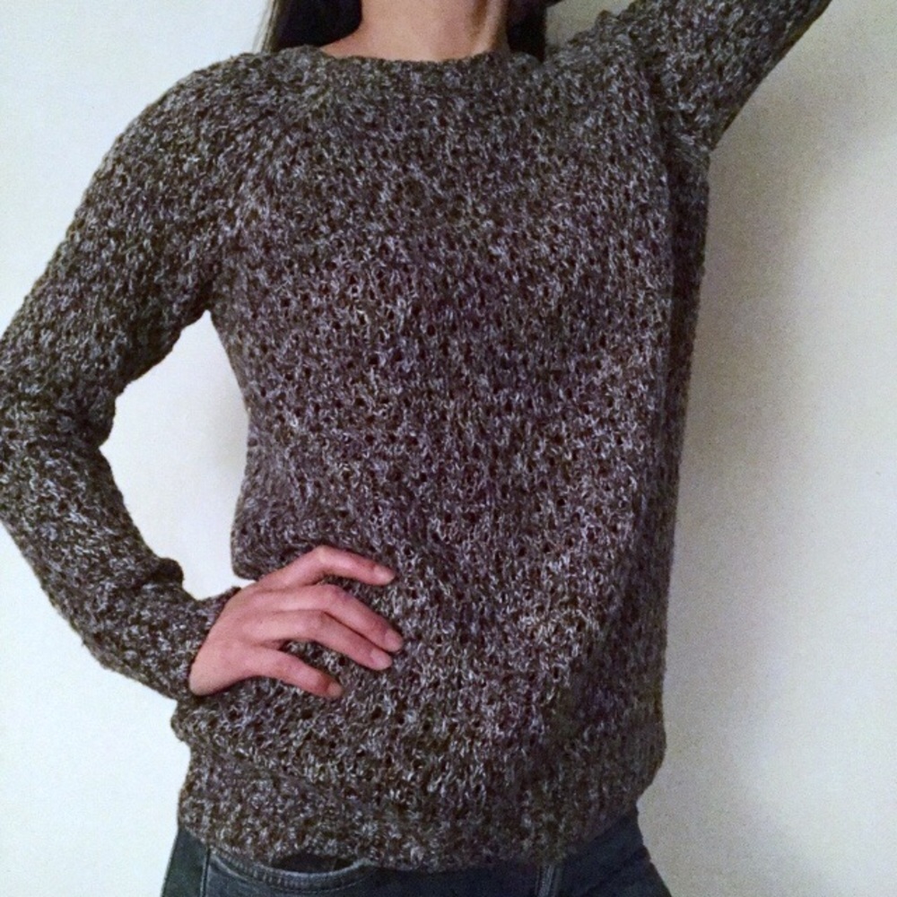 F21 heathered sweater in blue/ purple and white.